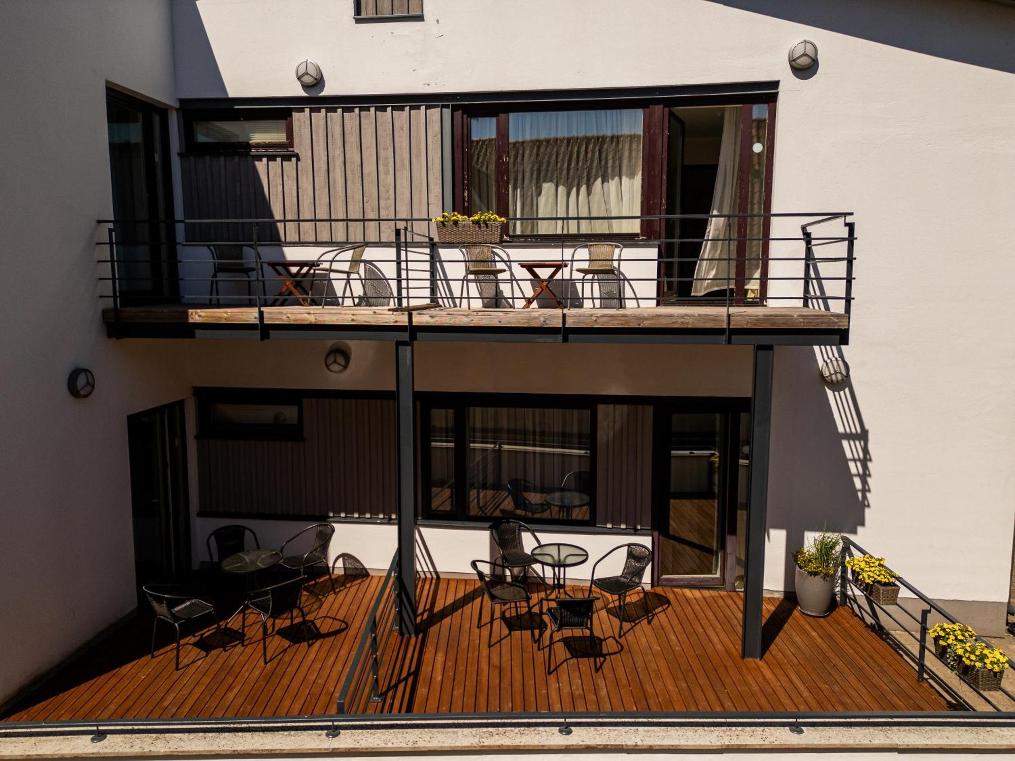Hotel Nospa Κουρεσάαρε Εξωτερικό φωτογραφία